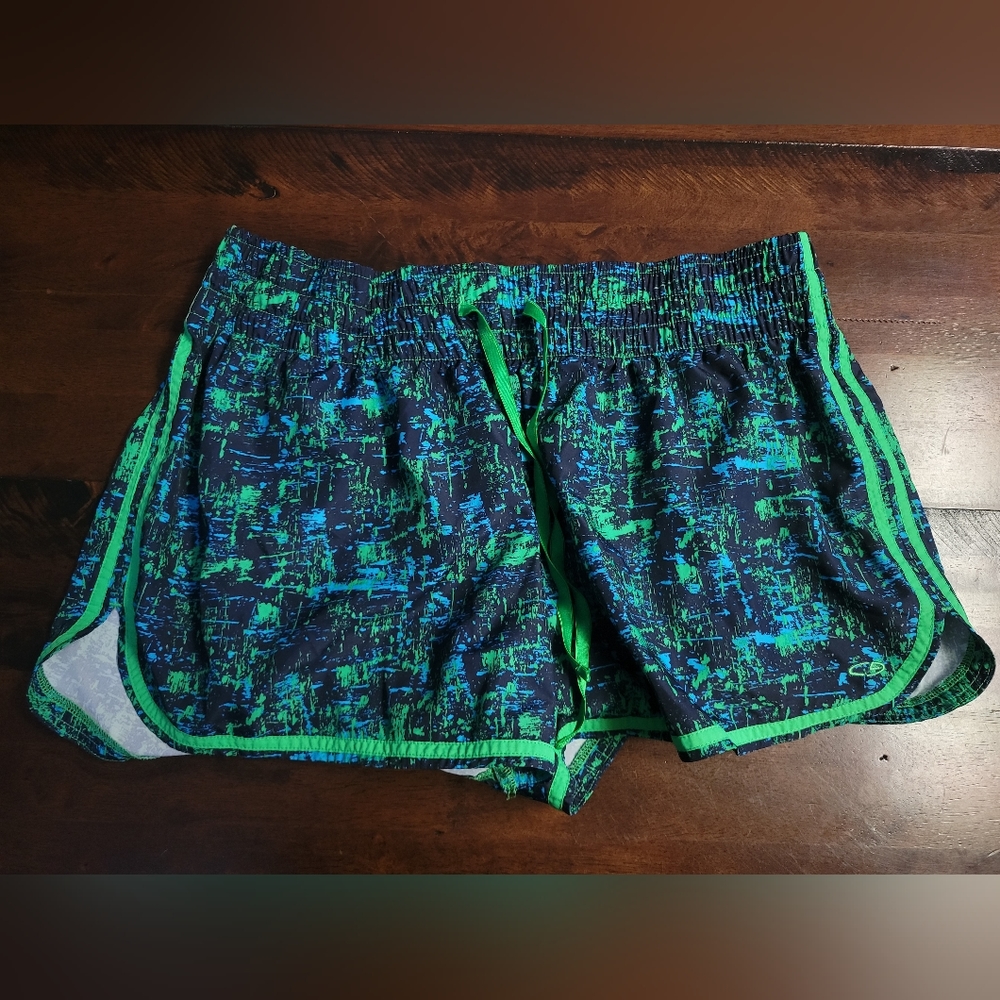 🔹️ Champion shorts - XL
